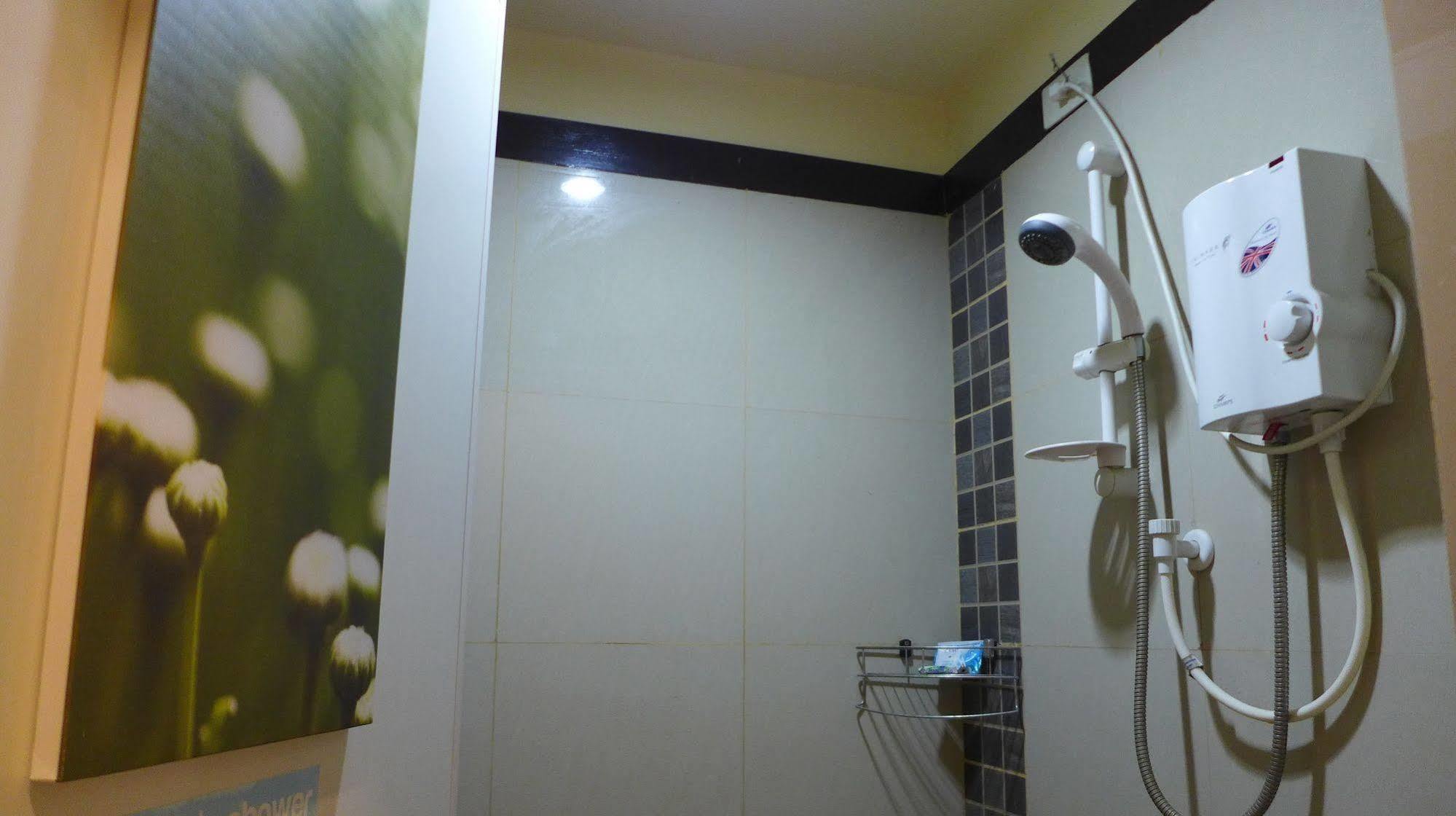 Rozen Suites Paradise General Santos City Dış mekan fotoğraf